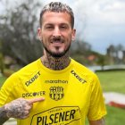 Darío Benedetto llegó a Barcelona en 2026, cuando estaba el DT César Farías.
