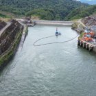 Coca Codo Sinclair redujo su generación por la presencia de sedimentos en el río Coca y dejó de liderar la producción hidroeléctrica del país.
