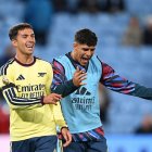 Piero Hincapié (d) y Martín Zubimendi se perderán el partido de Champions ante Lille por lesión.