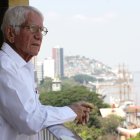 El poeta lojano Carlos Eduardo Jaramillo.