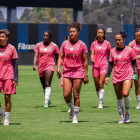 Jugadoras de Dragonas IDV durante un entrenamiento.