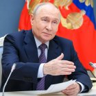 El presidente Rusia, Vladimir Putin, se niega a aceptar una tregua con Ucrania, país cuyo presidente quiere realizar elecciones.