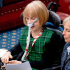 Jane Campbell, integrante de la Cámara de los Lores británica, utilizó inteligencia artificial para reproducir su voz y pronunciar un discurso.