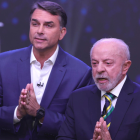 Primer debate presidencial, marcado por acusaciones cruzadas y momentos de tensión antes de la segunda vuelta electoral en Brasil.