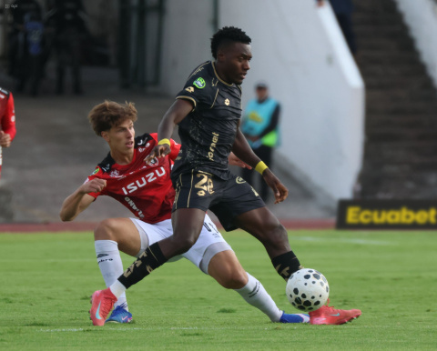 Aucas ganó con el tanto de Robinho Quiñónez.