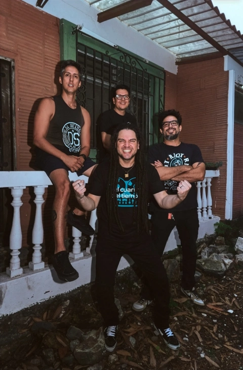 Todos los miembros de Señor Jáid han formado parte de bandas de la Unión Punk.
