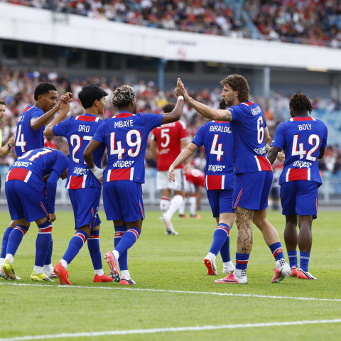 PSG no pasó del empate ante Manchester United.