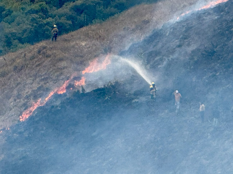 En Izamba la afectación  por el incendio forestal fue de al menos 15 hectáreas.