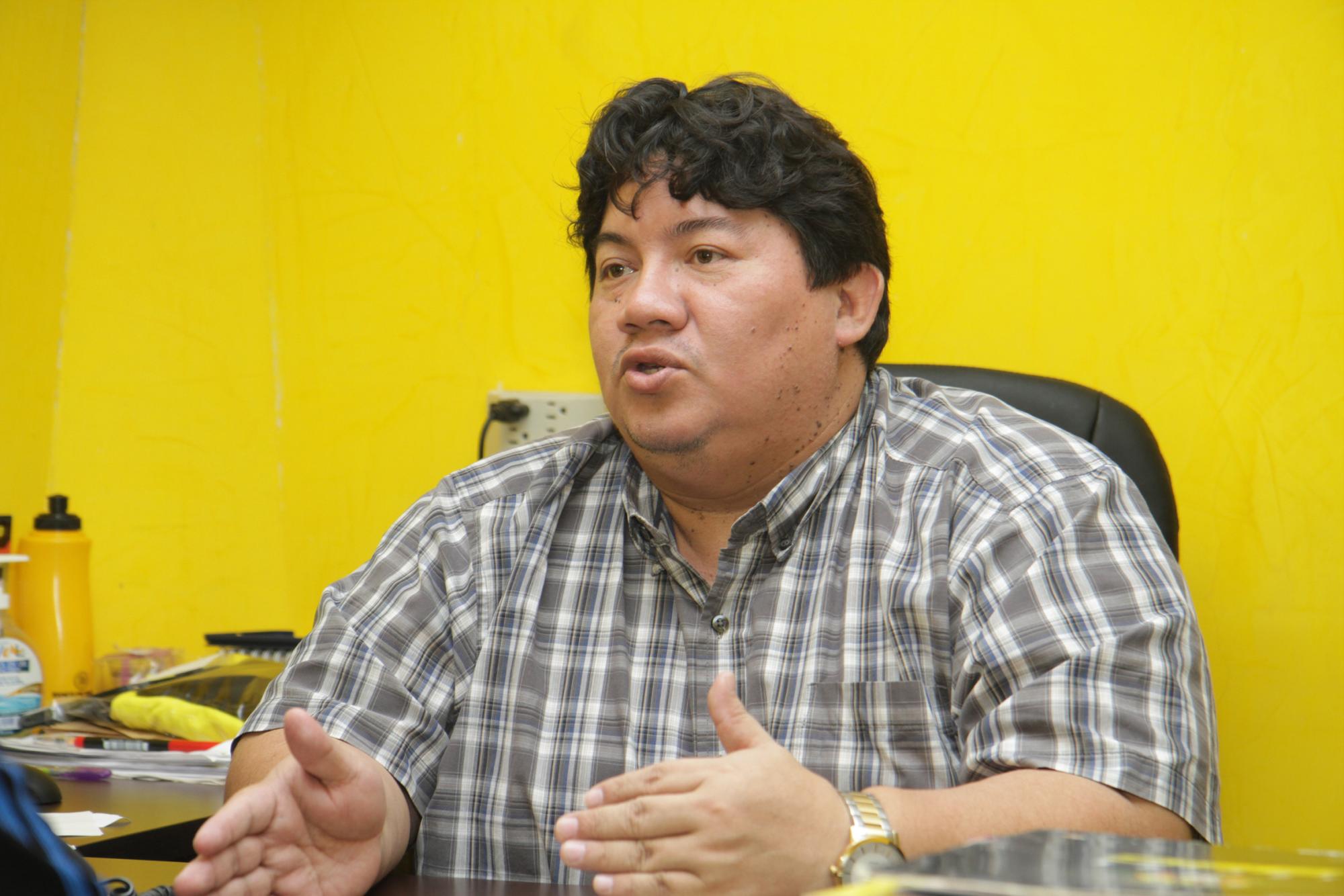 Rugel rompe las reglas en el Ídolo