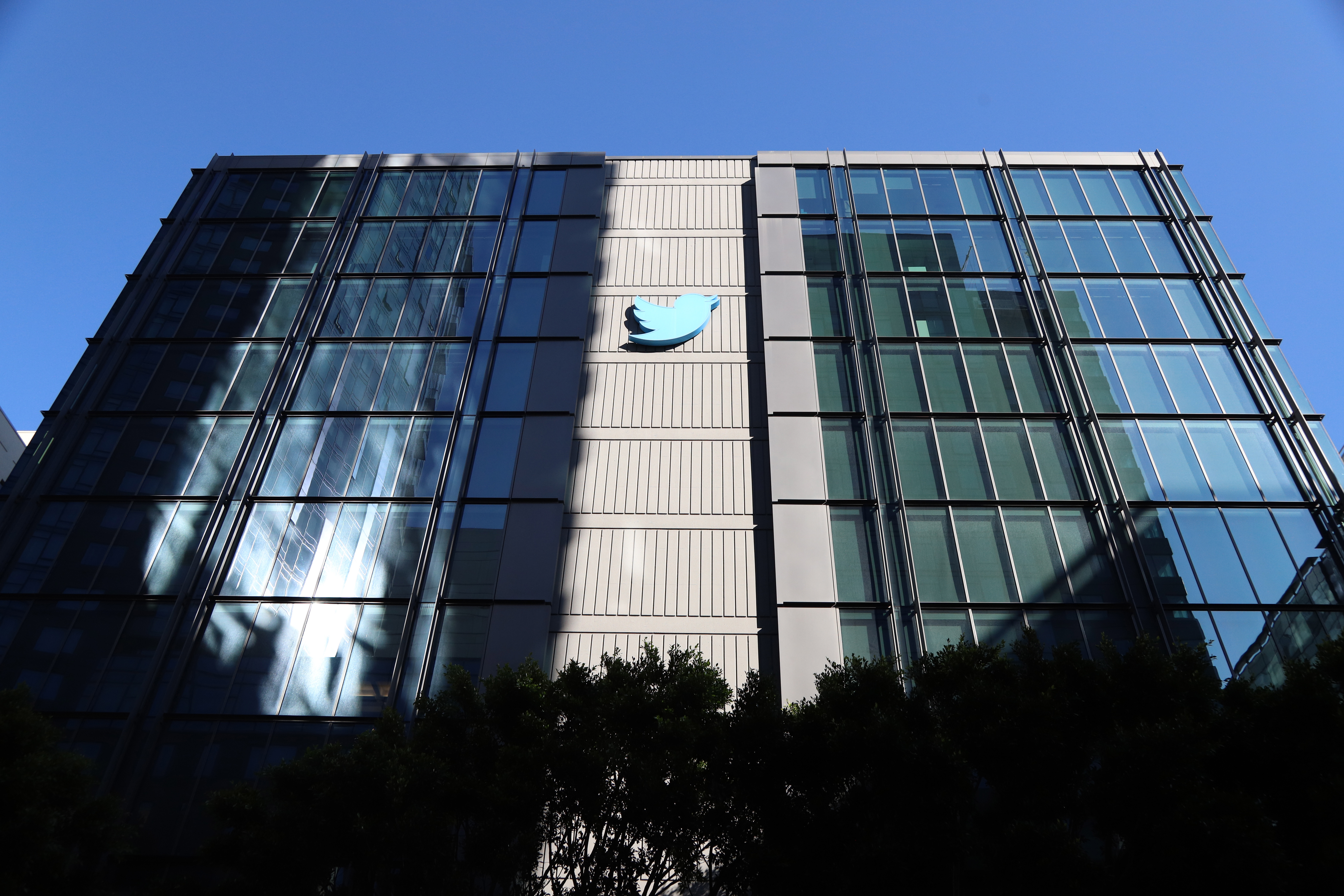 Propietario de sede de Twitter demanda a la compañía de Elon Musk por ...