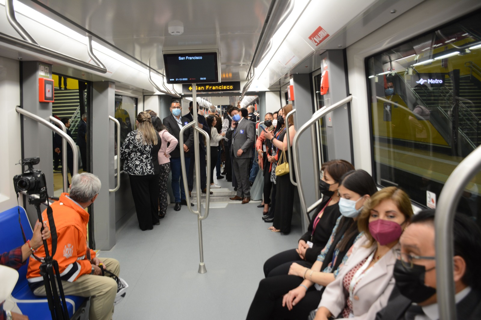 Los viajes gratis en el metro de Quito se suspenden hasta el martes
