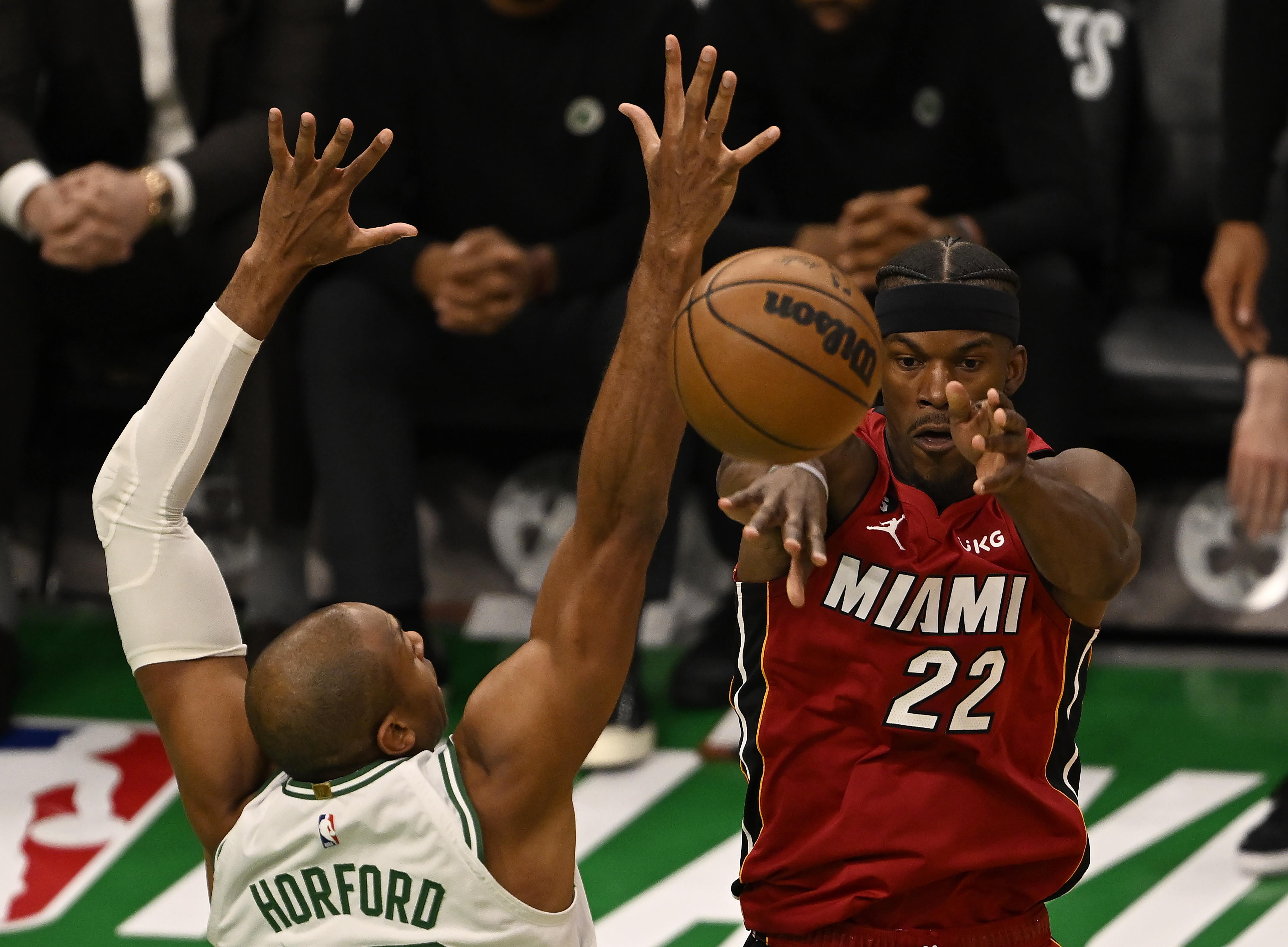 NBA: Miami da el golpe a Boston con un Butler imparable