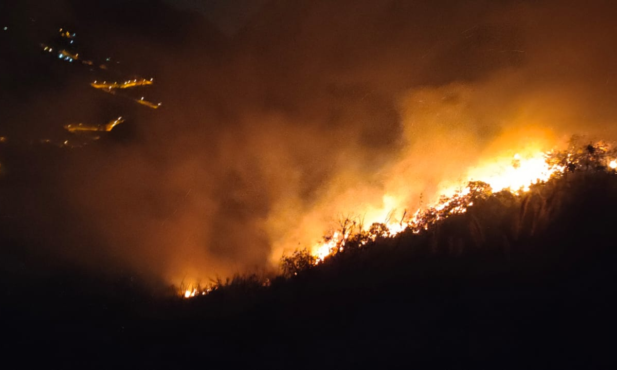 Incendio forestal entre Cuenca y Paute fue controlado tras 11 horas de ...