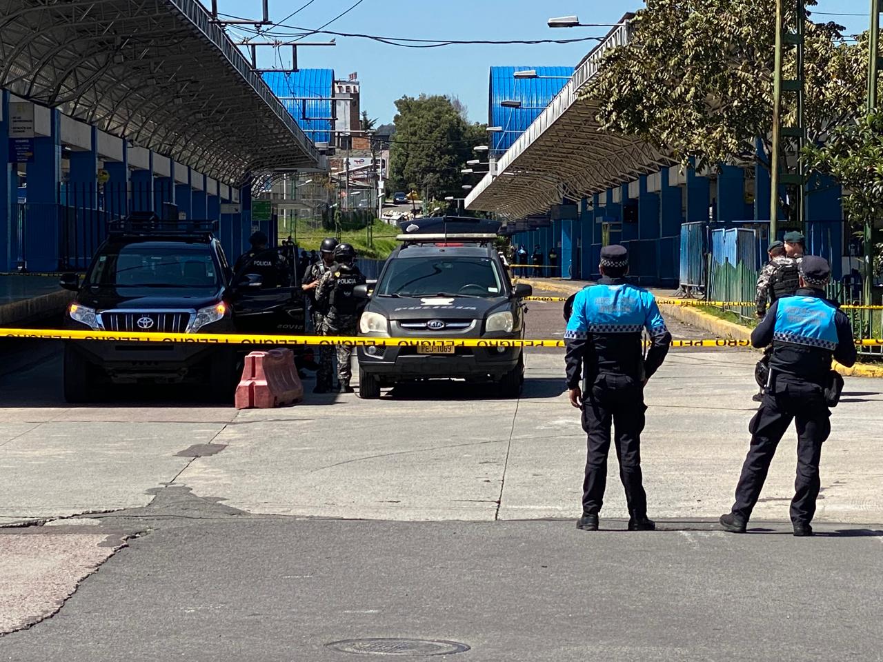 Falsa alarma de bomba obligó a evacuar la terminal El Recreo del Trole ...