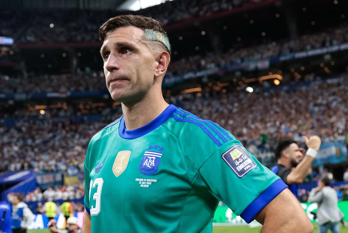 Emiliano 'Dibu' Martínez, guardameta figura de la selección de Argentina.